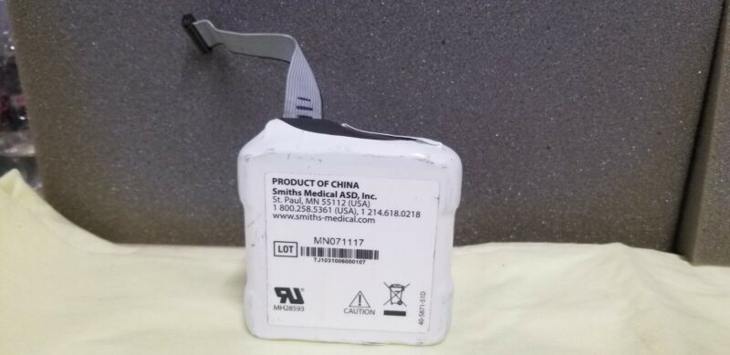 Smith's Medical 22-4050-51 Lithium Ion Battery Pack 7.2V, 4.7 AH - Image 2
