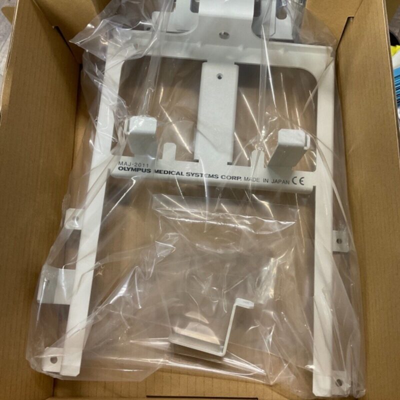 Olympus maj-2011 Mounting Bracket
