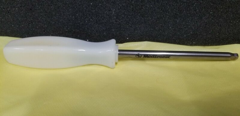 Medtronic 9731833 1/4" Ball Hex Driver