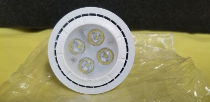 Ecosmart 50W Equivalent Bright White - Lot of 17 Bulbs - Image 2
