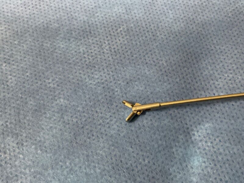 Olympus A4832 Semi-Rigid 7FR X 37.5CM Grasping Instrument - Image 3