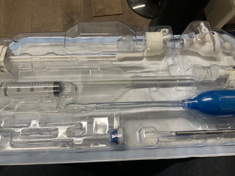 Medtronic SMCYLCST SpaceMaker Pro System New/Sealed 06/30/2025