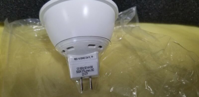 Ecosmart 50W Equivalent Bright White - Lot of 17 Bulbs - Image 3