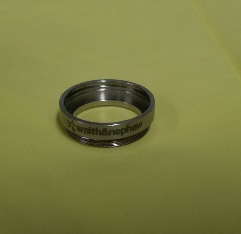 Smith and Nephew Middle Cover