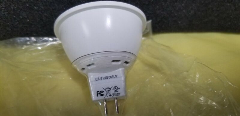 Ecosmart 50W Equivalent Bright White - Lot of 17 Bulbs - Image 4