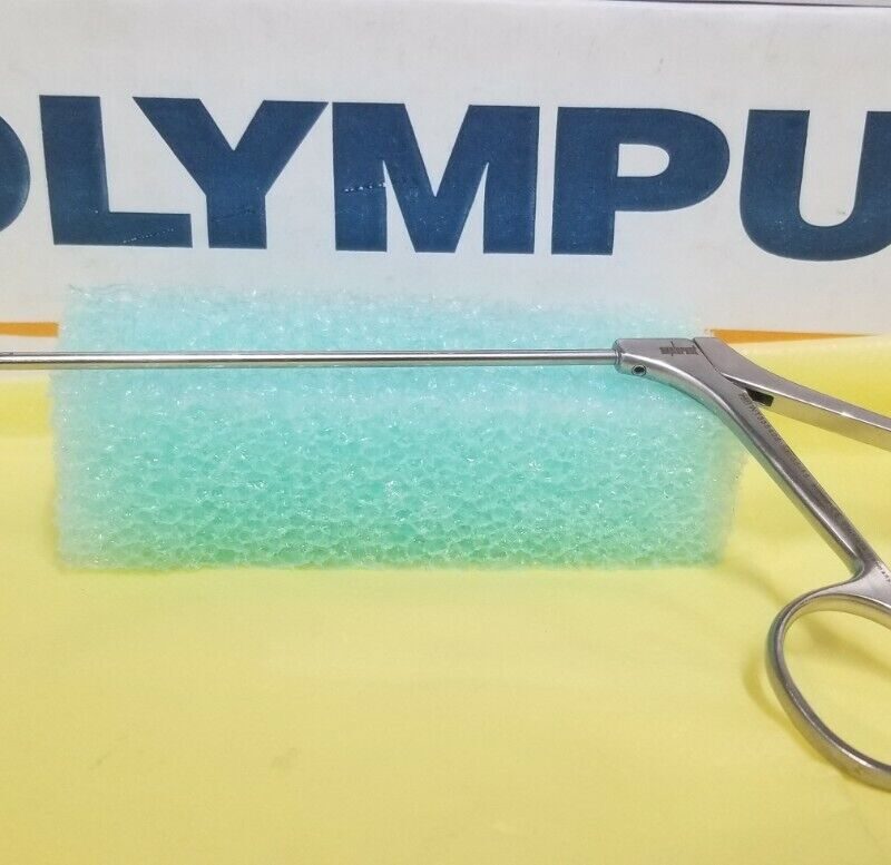 Olympus WT335405 Grasping with cupped jaws, vertical opening, curved 90 2x20