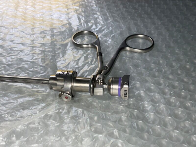 Gyrus/Circon ACMI E8213 Grasping Instrument - Image 2