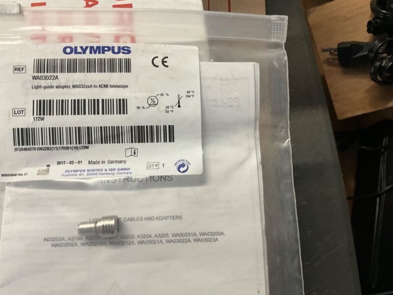 OLYMPUS WA03022A LIGHT GUIDE ADAPTOR NEW!!!